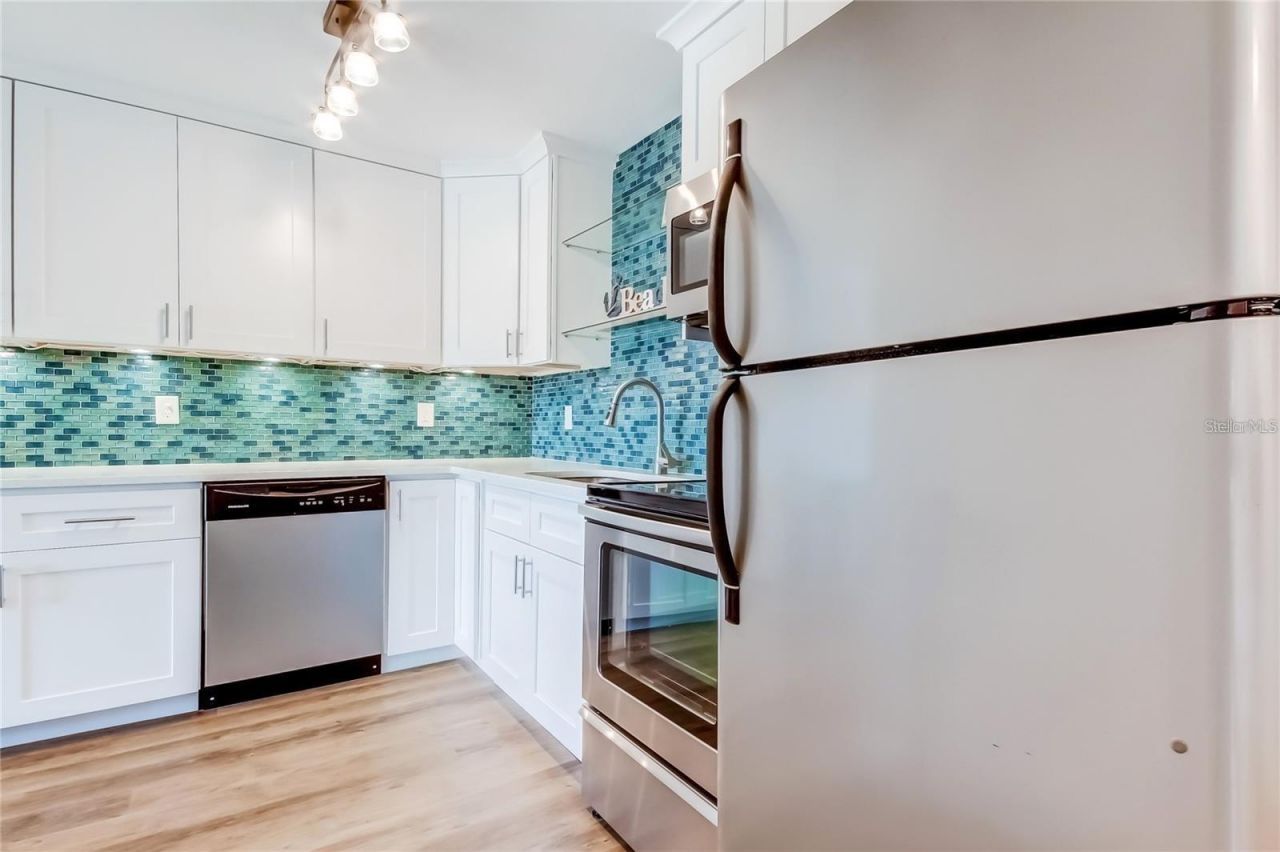 51 Island Way , Unit 104, Clearwater Beach, FL 33767 Photo