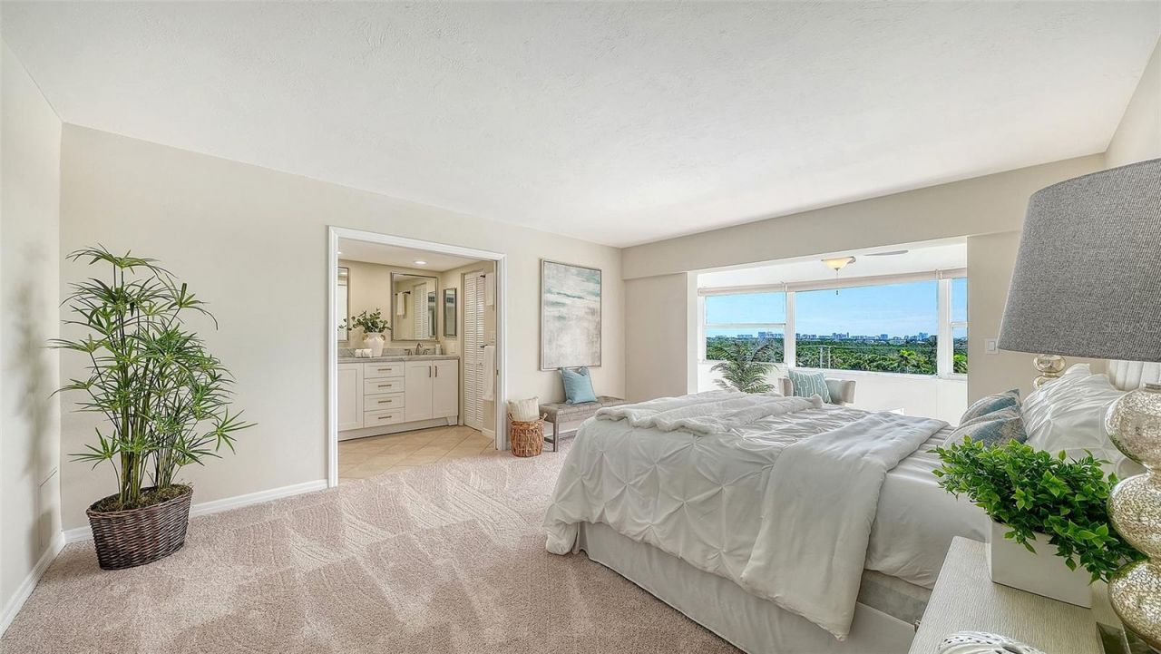1750 Benjamin Franklin Drive, Unit 5F, Sarasota, FL 34236 Photo