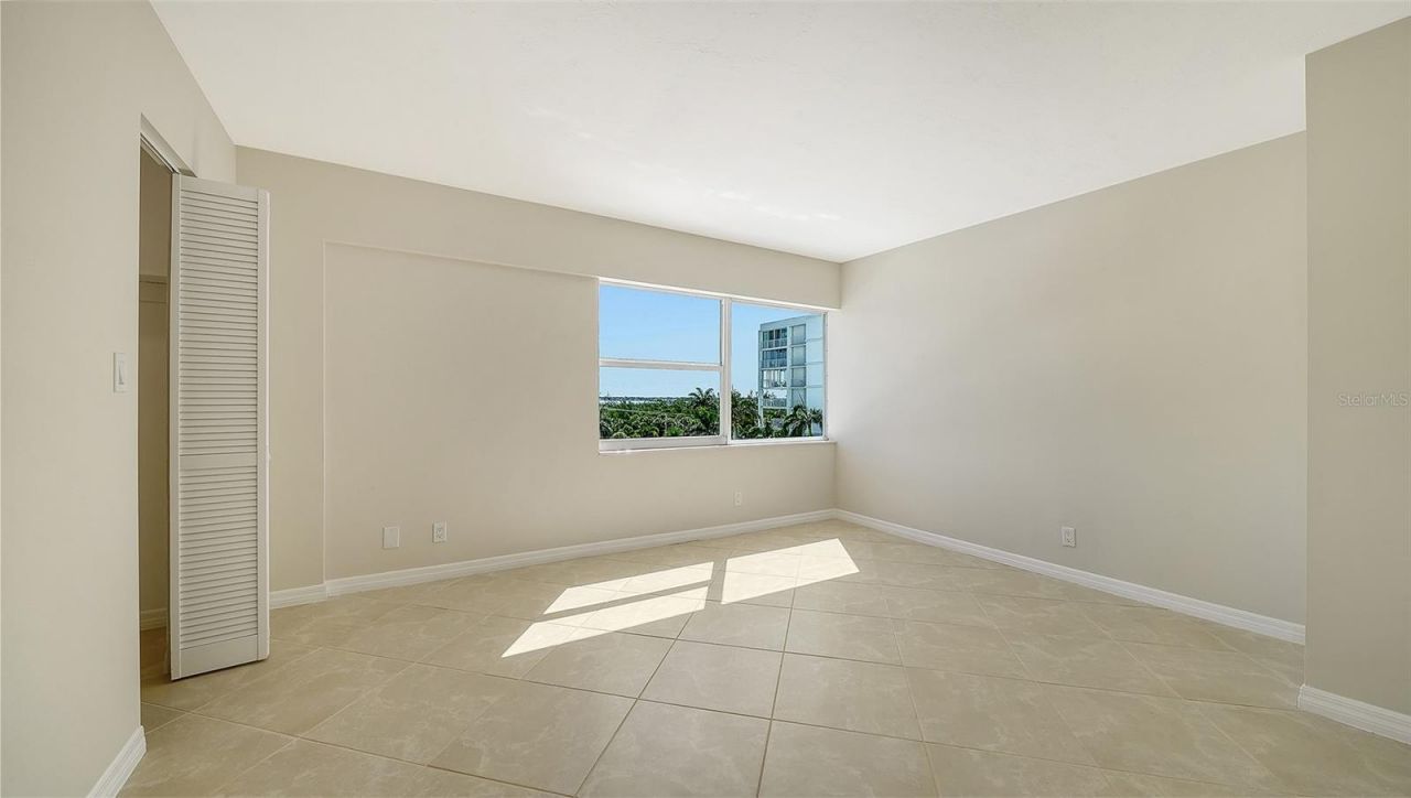 1750 Benjamin Franklin Drive, Unit 5F, Sarasota, FL 34236 Photo