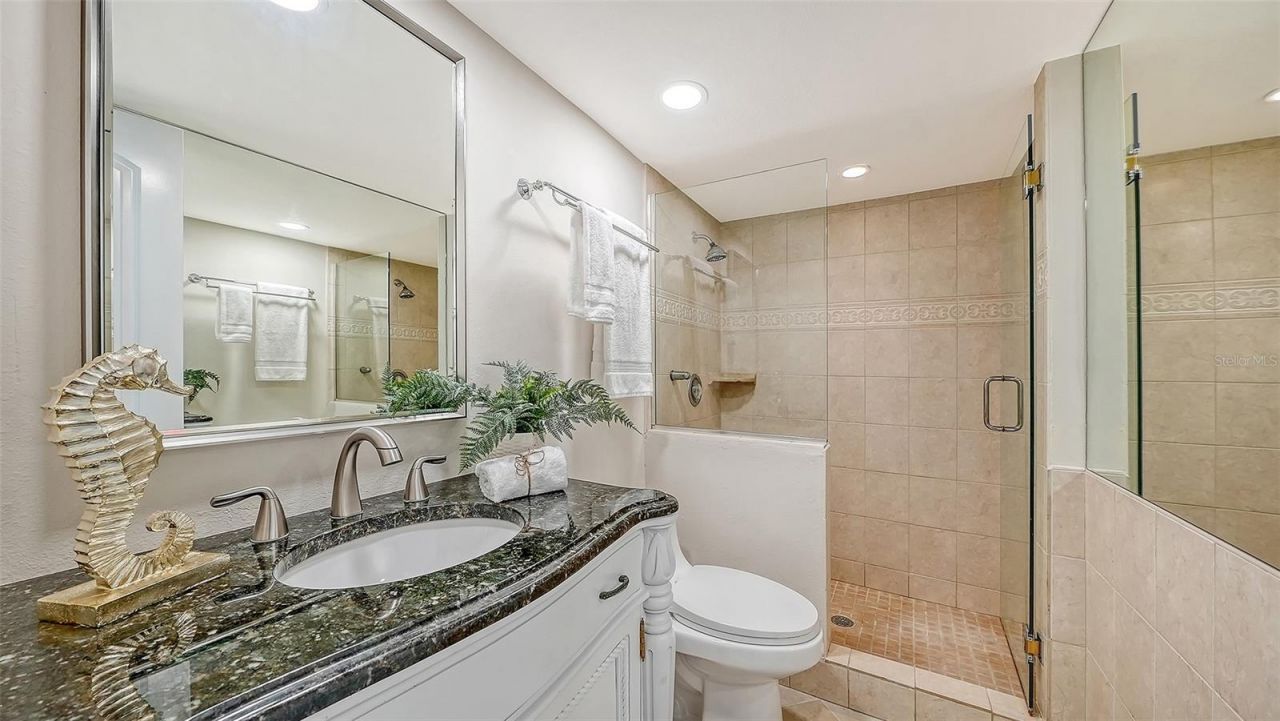 1750 Benjamin Franklin Drive, Unit 5F, Sarasota, FL 34236 Photo