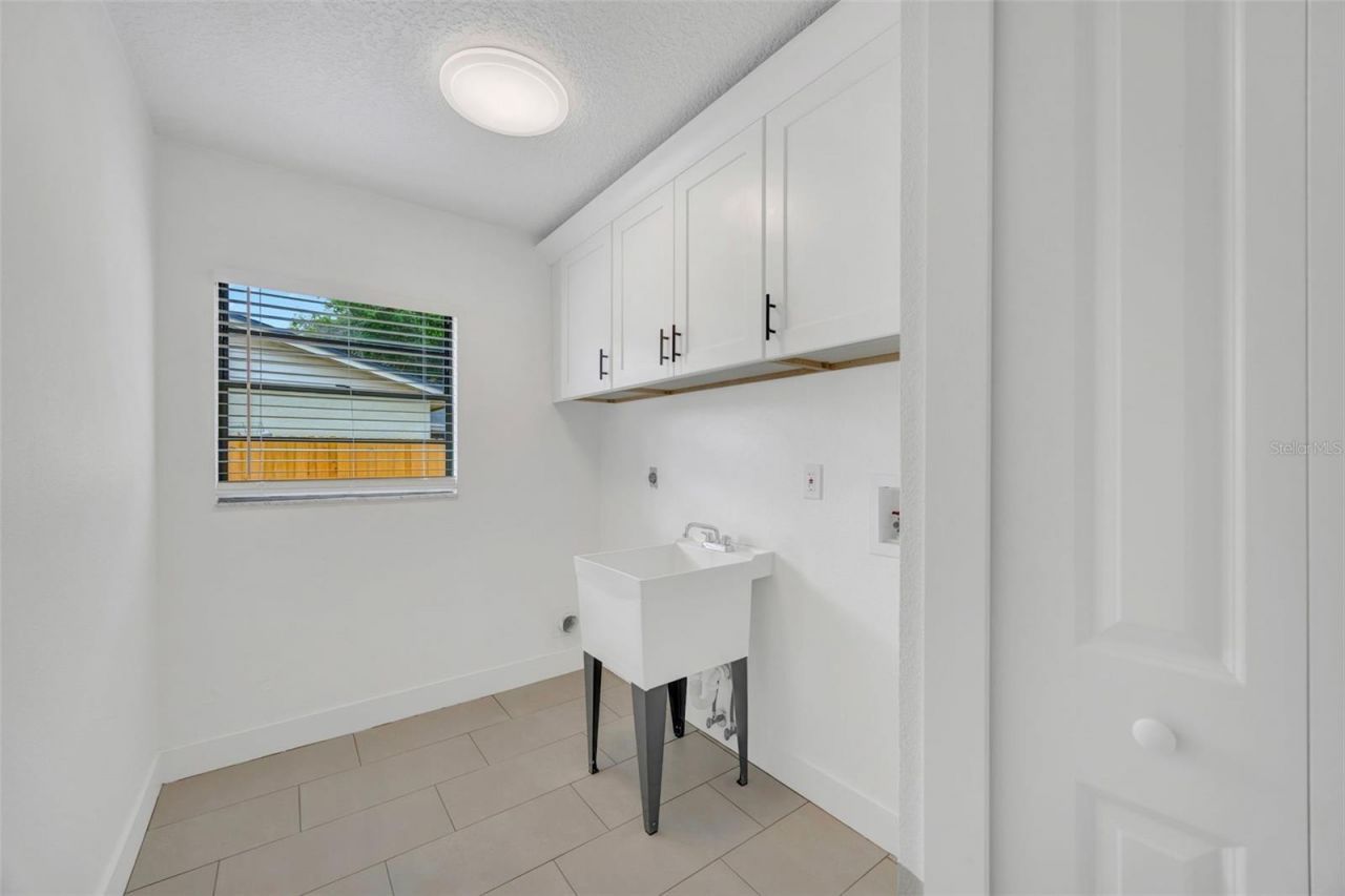 7818 Capwood Avenue, Tampa, FL 33637 Photo