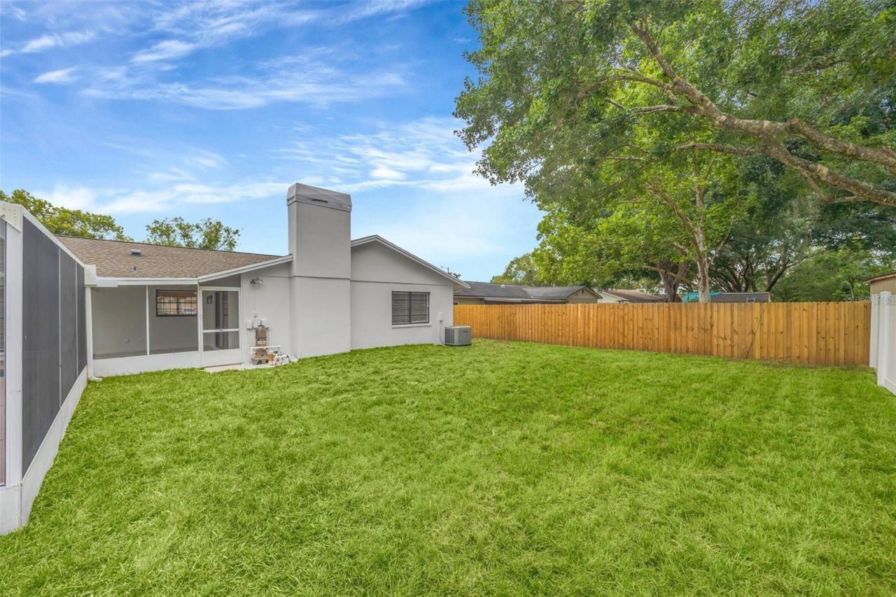 7818 Capwood Avenue, Tampa, FL 33637 Photo