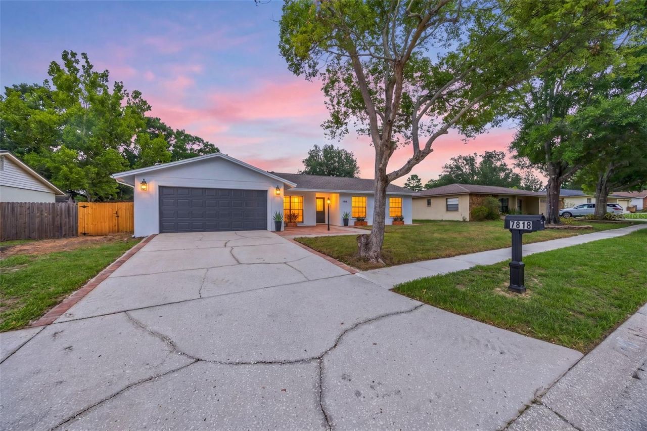 7818 Capwood Avenue, Tampa, FL 33637 Photo
