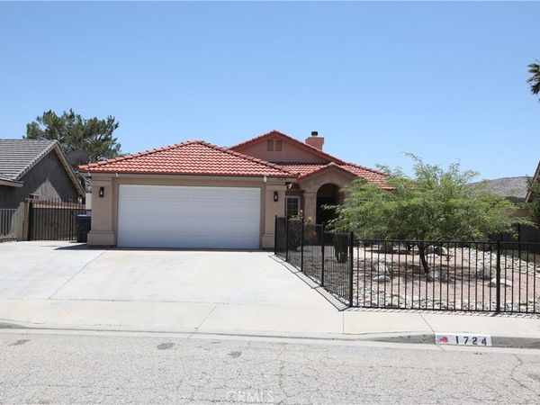 1724 High Vista , Palmdale, CA 93550