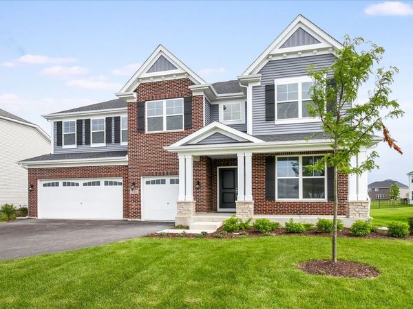 721 Fairfield Drive, Oswego, IL 60543
