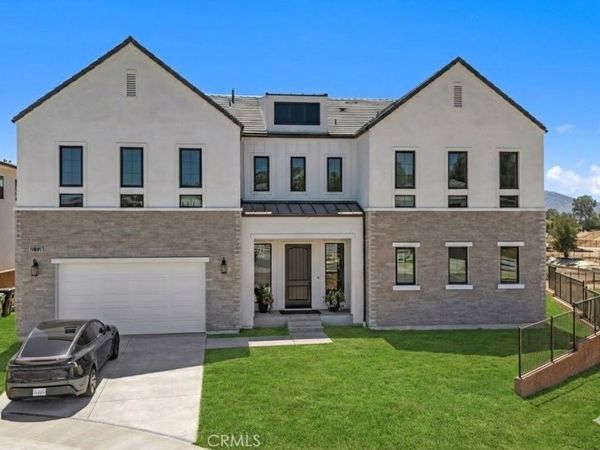 11091 Woodcrest Court , Chatsworth, CA 91311