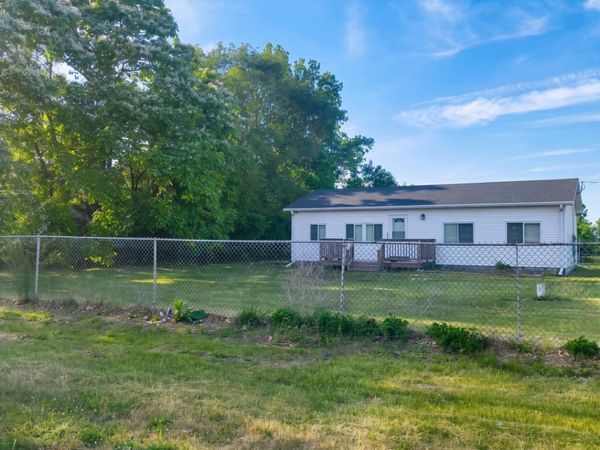 17611 E 4750s Road , Pembroke Twp, IL 60958