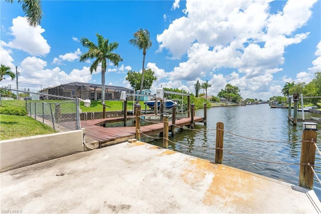 3931 Pelican Blvd, Cape Coral, FL 33914 Photo