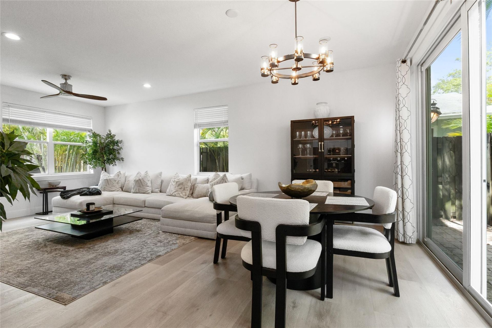 417 SW 8th Street, Fort Lauderdale, FL 33315 Photo