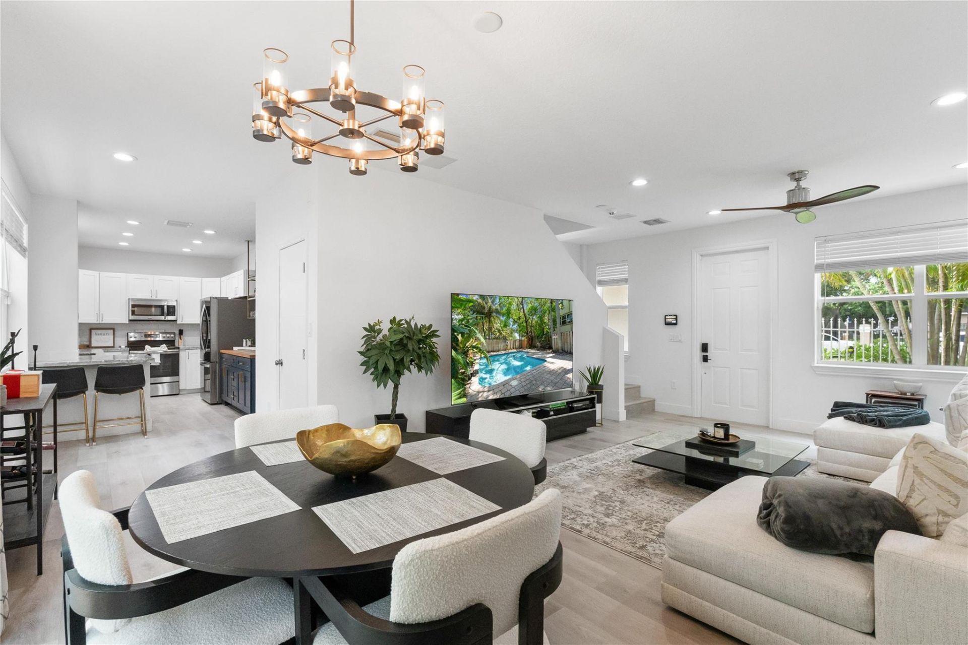 417 SW 8th Street, Fort Lauderdale, FL 33315 Photo