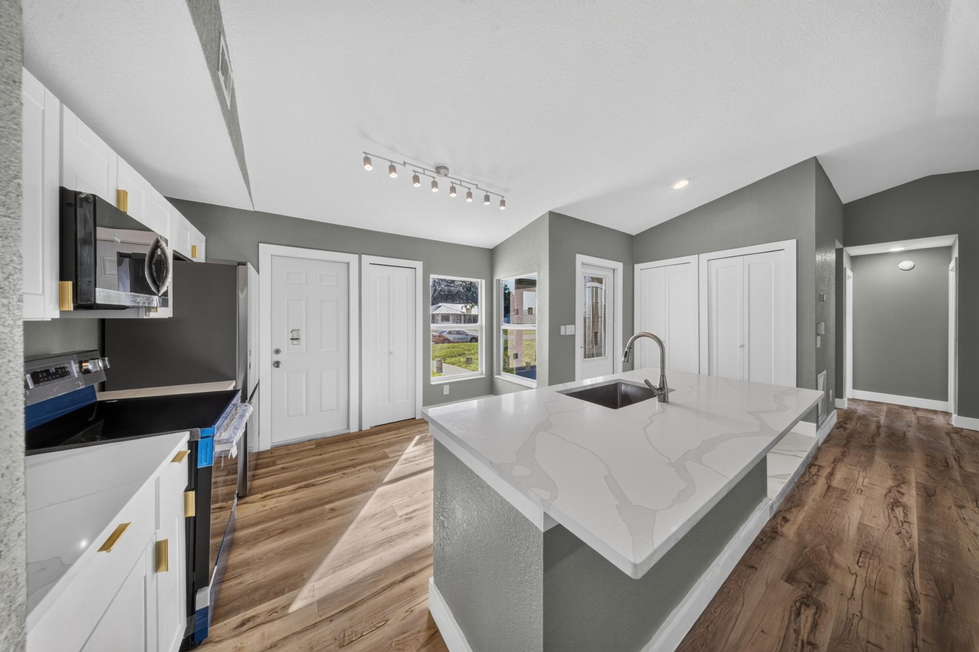 1917 SW Flower Lane, Port Saint Lucie, FL 34953 Photo