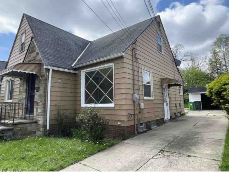 13170 Forestdale Drive, Garfield Heights, OH 44125 Photo 13