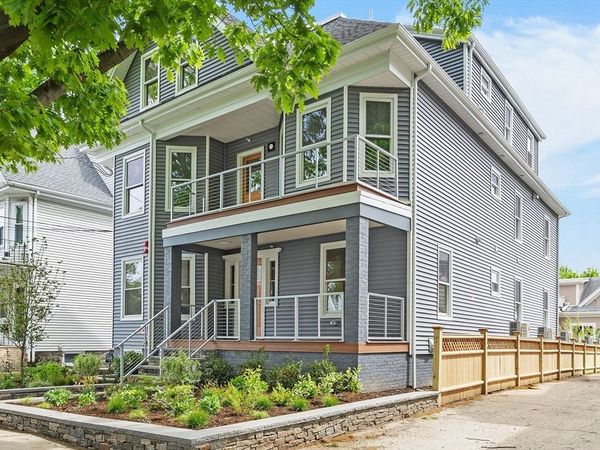 12 Foskett St, Unit 2, Somerville, MA 02144