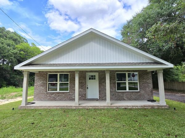 523 Brackin Street, Crestview, FL 32539