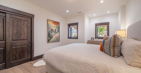 9101 Heartwood Drive, Truckee, CA 96161 Photo