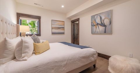 9101 Heartwood Drive, Truckee, CA 96161 Photo
