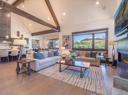 9101 Heartwood Drive, Truckee, CA 96161 Photo