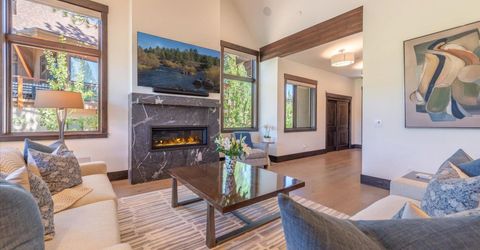 9101 Heartwood Drive, Truckee, CA 96161 Photo