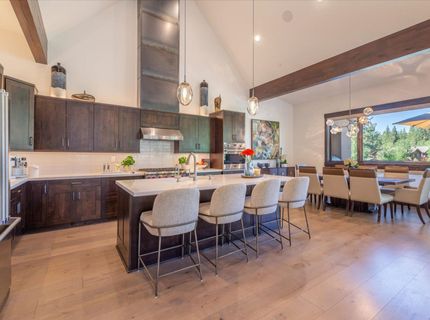 9101 Heartwood Drive, Truckee, CA 96161 Photo