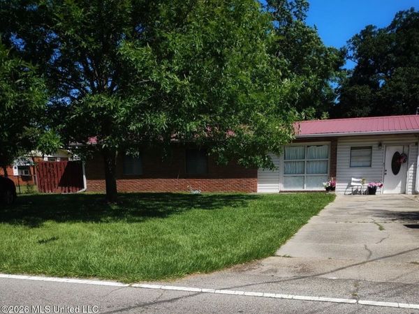 703 E Old Pass Road, Long Beach, MS 39560