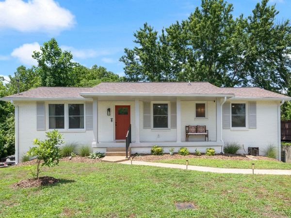 4848 Whittier Dr, Old Hickory, TN 37138