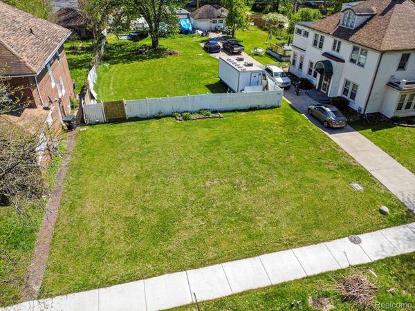2231 N La Salle Gardens, Detroit, Mi 48206