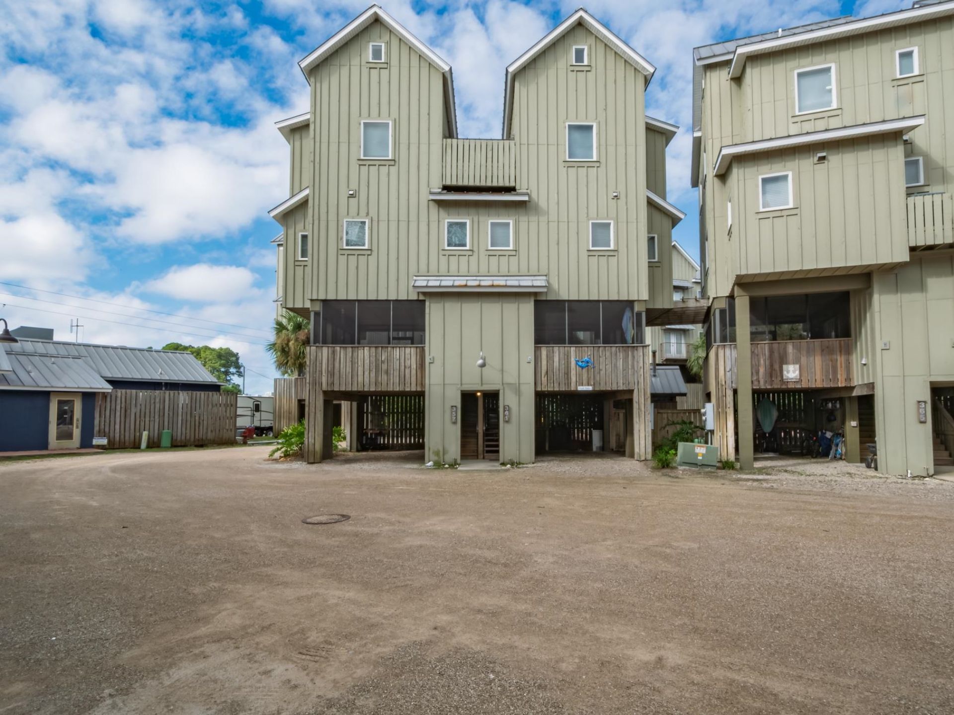 357 Pirates Landing Drive , Carrabelle, FL 32320 Photo
