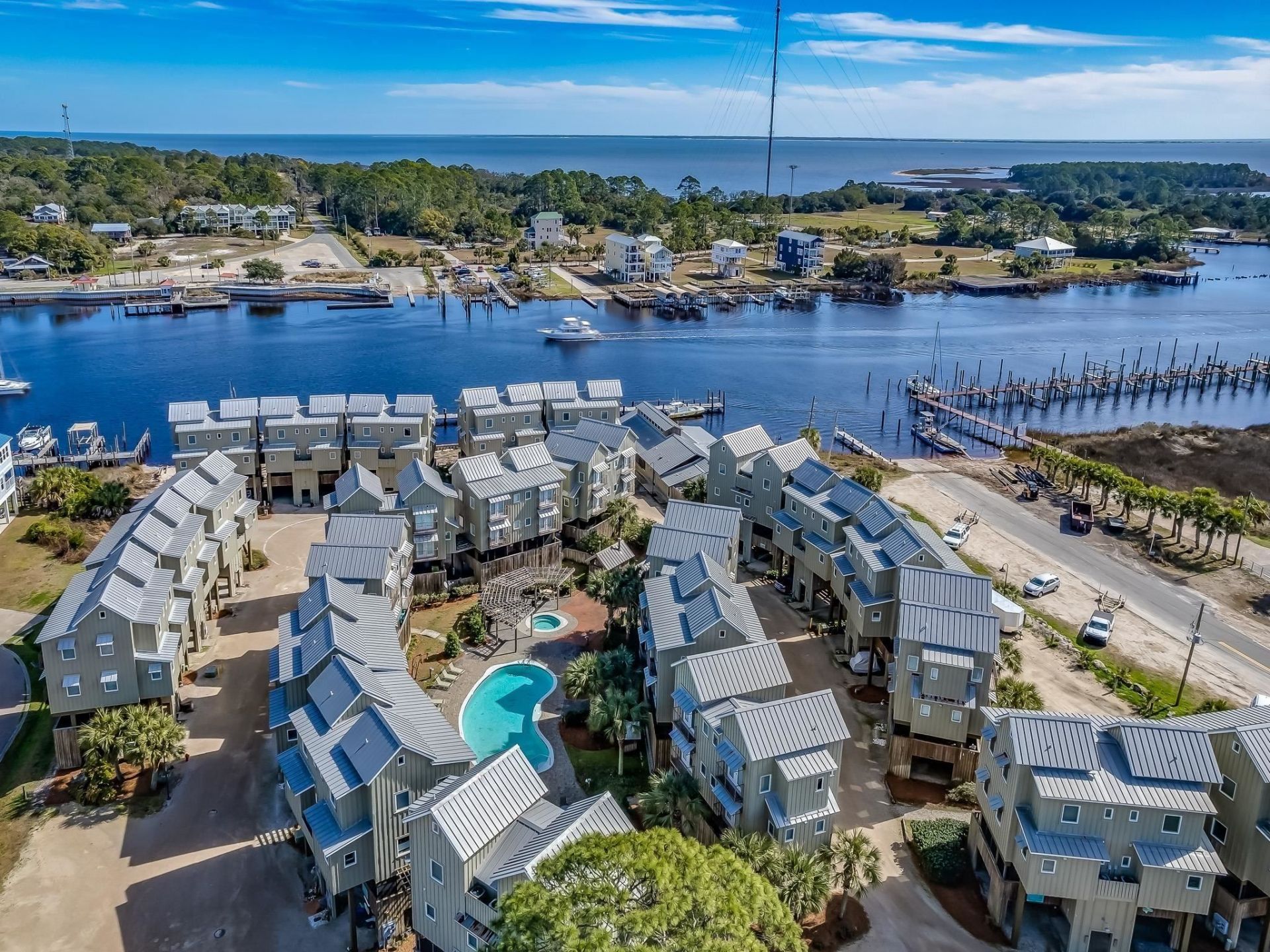 357 Pirates Landing Drive , Carrabelle, FL 32320 Photo