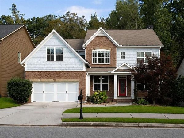 821 Tramore Road , Acworth, GA 30102