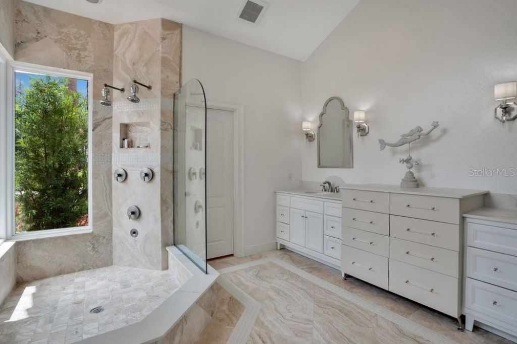 2503 Butler Bay Drive N, Windermere, FL 34786 Photo