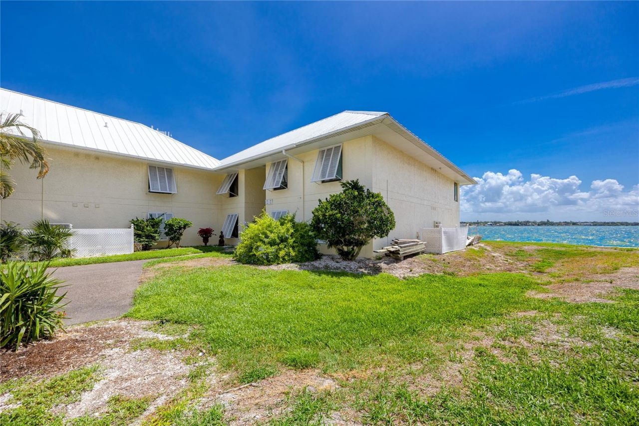 7310 Sunshine Skyway Lane S, Unit 119, Saint Petersburg, FL 33711 Photo