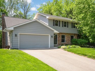 5337 Whiting Avenue, Edina, MN 55439