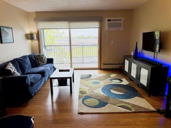 1 W Lake Street, Unit 406, Minneapolis, MN 55408