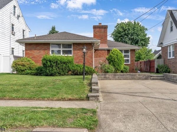 150 Crosby Ave, Paterson, NJ 07502