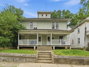 2404 S Sutphin Street, Middletown, OH 45044
