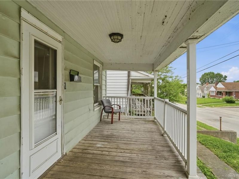 2404 S Sutphin Street, Middletown, OH 45044 Photo 4