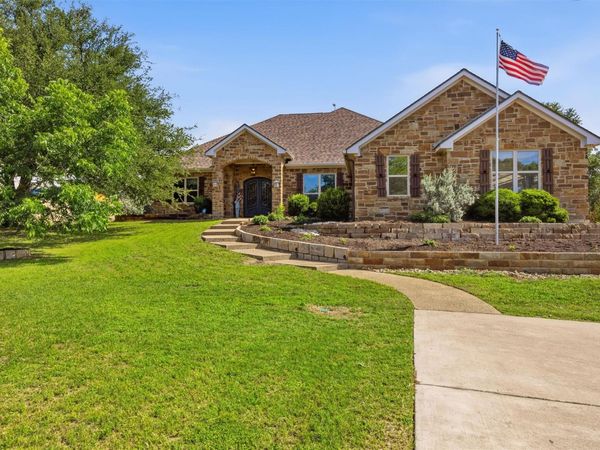 4366 Royal ST , Salado, TX 76571