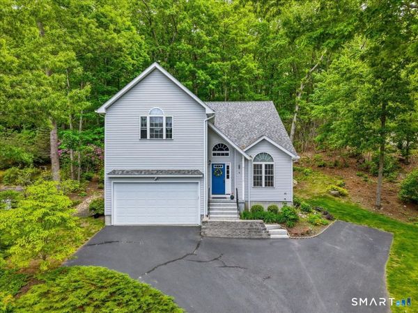 30 Yorkshire, Waterford, CT 06385