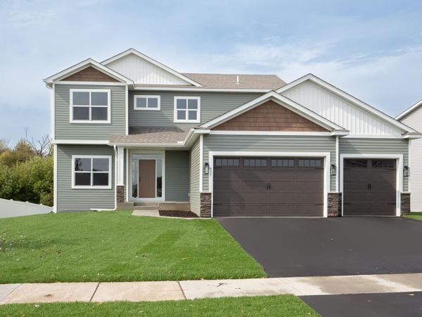 1026 Bellaire Boulevard NW, Isanti, MN 55040