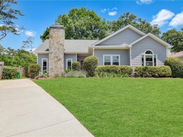 3962 Arborwood Lane , Tucker, GA 30084