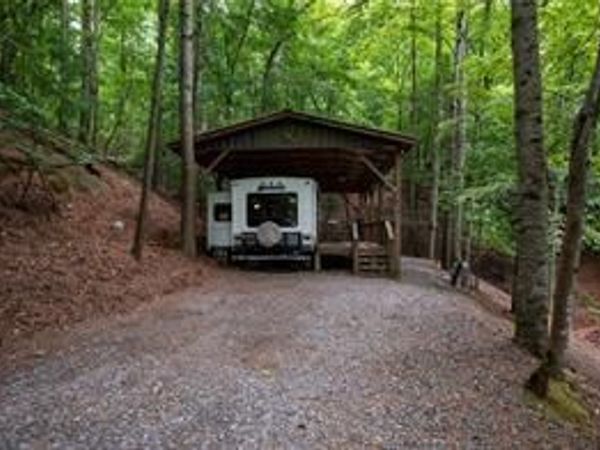 133 31st Street , Ellijay, GA 30540