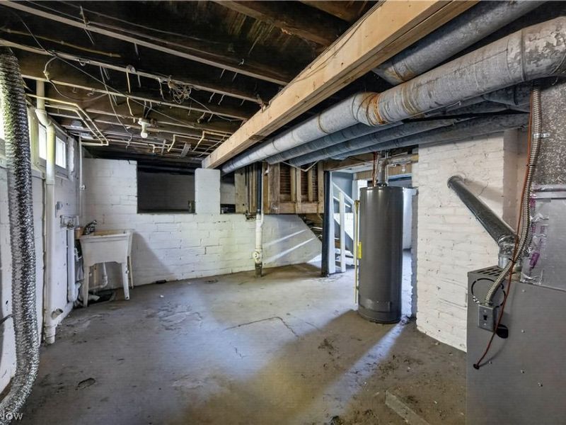 1158 E 146th Street, Cleveland, OH 44110 Photo 21