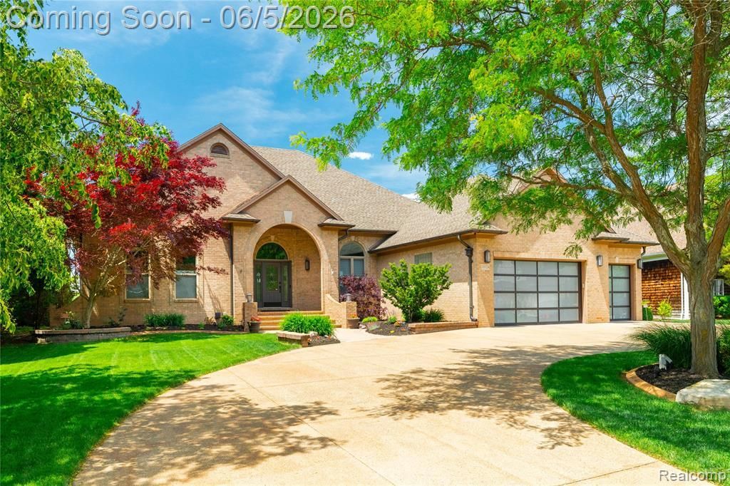 18124 Meridian Road, Grosse Ile Township, MI 48138 Main Photo