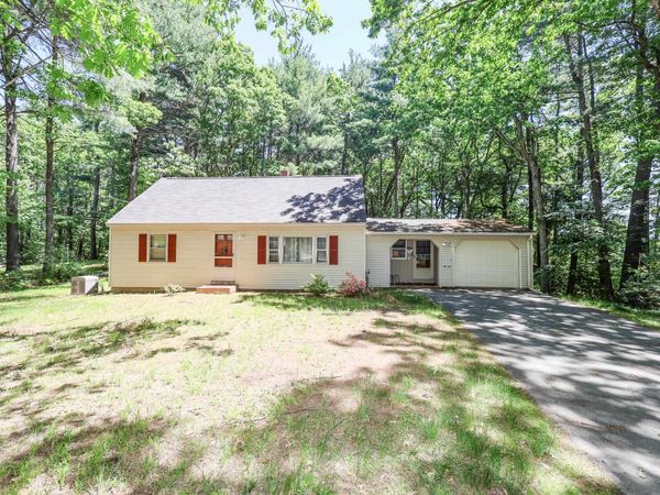7 Bigwood Drive, Merrimack, NH 03054