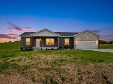 505 Sam Black Road, London, KY 40741