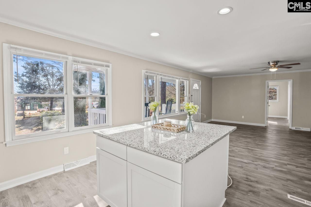425 Yachting Road Photo 16