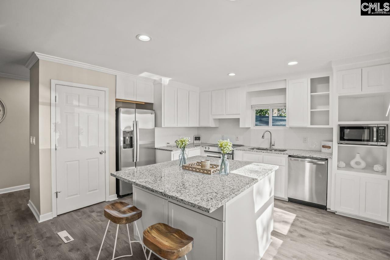 425 Yachting Road Photo 18