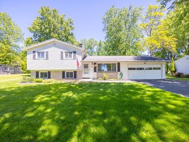 22 Putting Green Lane , Penfield, NY 14526