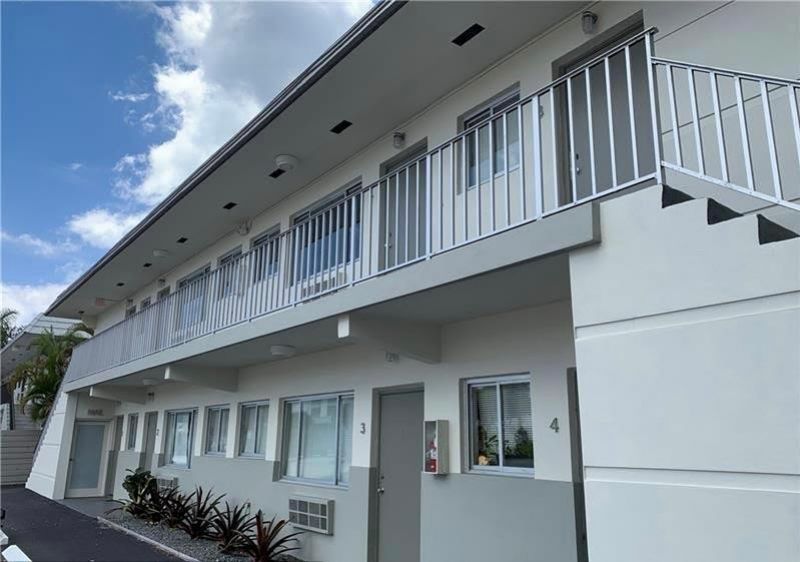 2830 NE 30th Place, Unit 6, Fort Lauderdale, FL 33306 Photo