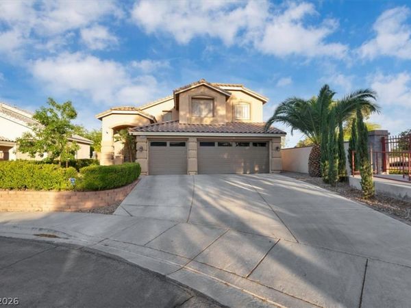 10453 Niagara Falls Lane , Las Vegas, NV 89144